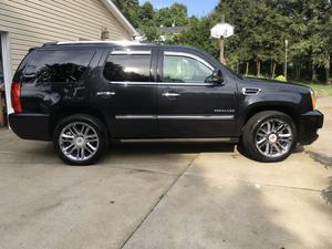  Cadillac Escalade Platinuim