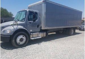  Freightliner Business Class M BOX Truck