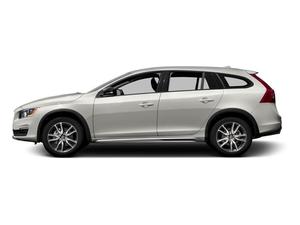  Volvo V60 Cross Country T5 AWD 4DR Wagon