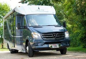  Leisure Travel Vans Mercedes Sprinter