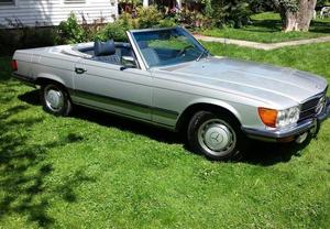  Mercedes-Benz 350SL