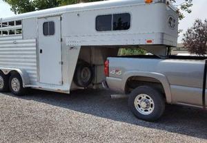 -STAR Trailers Runabout 2 Horse Gooseneck