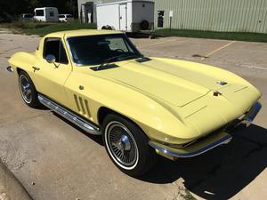  Chevrolet Corvette Coupe