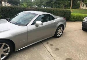  Cadillac XLR