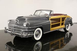  Chrysler Town &AMP; Country Convertible