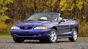  Ford Mustang GT Convertible