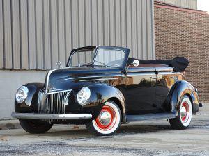  Ford Deluxe Convertible Sedan