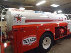  Ford F-550 OLD Tanker Truck