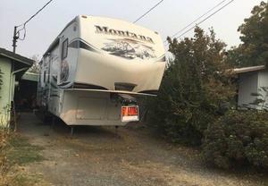  Keystone RV Montana