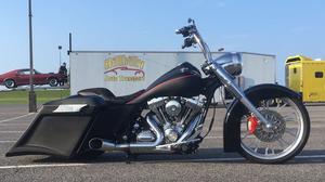  Harley-Davidson Flhr