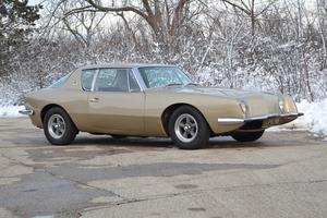 Studebaker Avanti R2 Supercharged Coupe