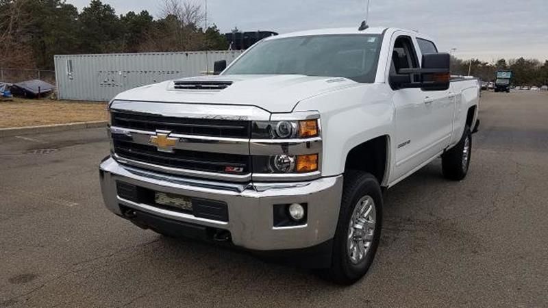  Chevrolet Silverado HD 4WD Crew Cab  LT