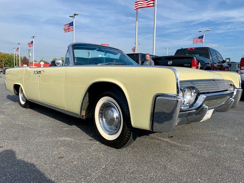  Lincoln Continental