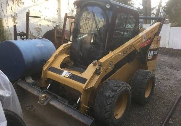  Caterpillar 262D Skid Steer Loader