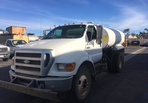  Ford F750 Water Truck