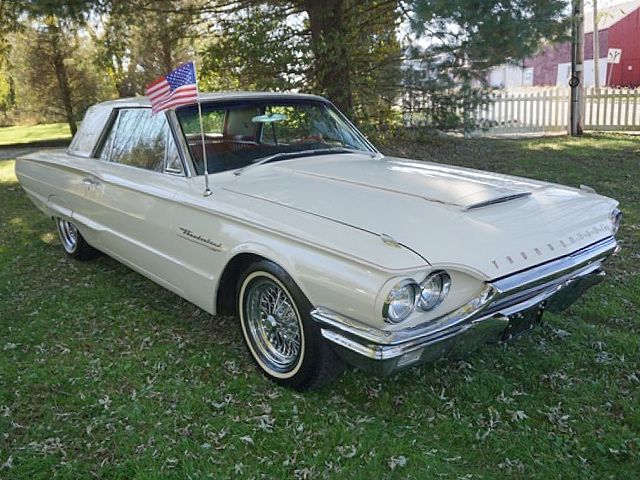  Ford Thunderbird Sport Coupe