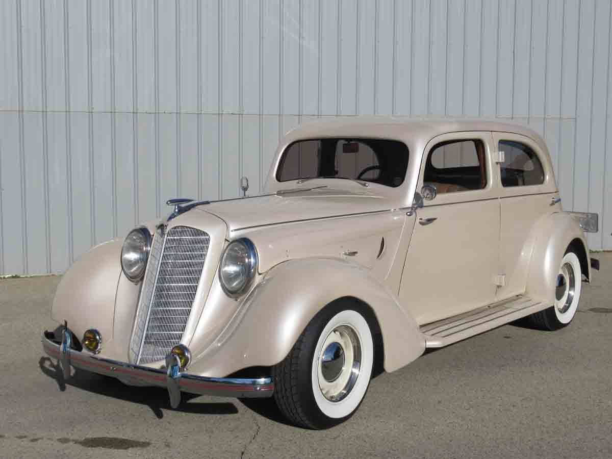  Hupmobile 4 Door Sedan