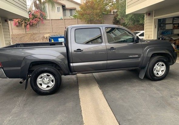  Toyota Tacoma