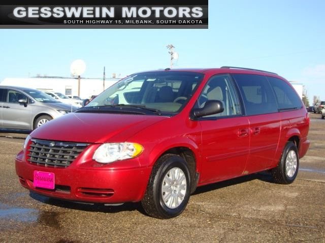  Chrysler Town & Country LX