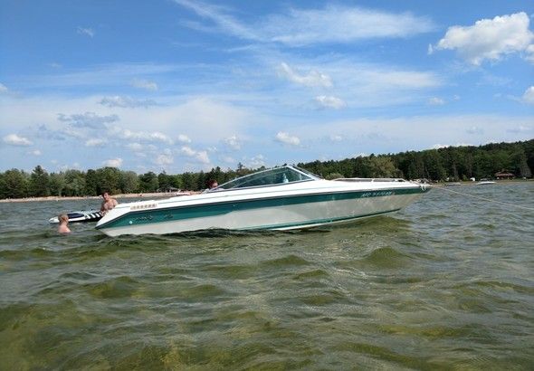  SEA Ray 200 Bow Rider