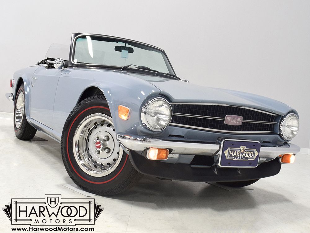  Triumph TR6 Roadster