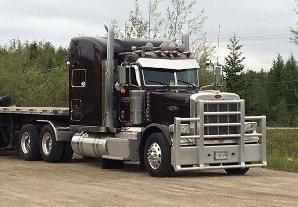  Peterbilt 388exhd