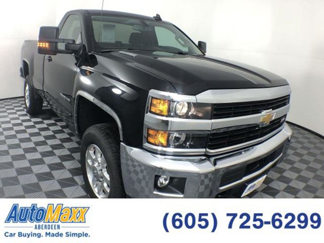  Chevrolet Silverado  LT