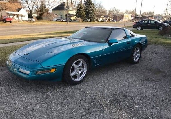  Chevrolet Corvette