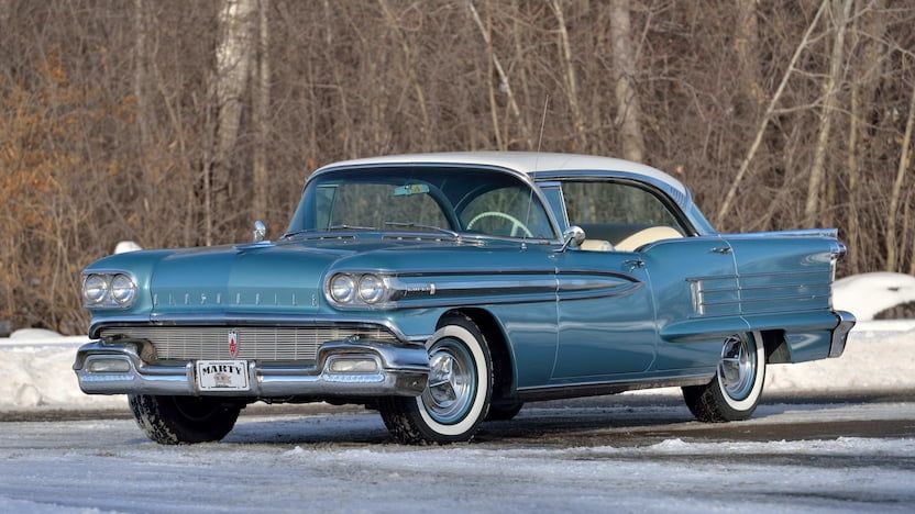  Oldsmobile Super 88 Holiday Sedan