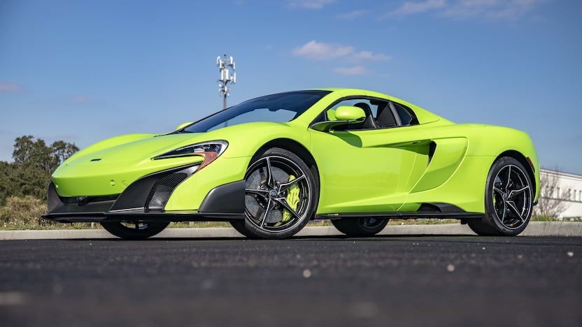  Mclaren 675LT Spider