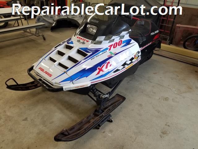  Polaris 700 XC Indy Snowmobile
