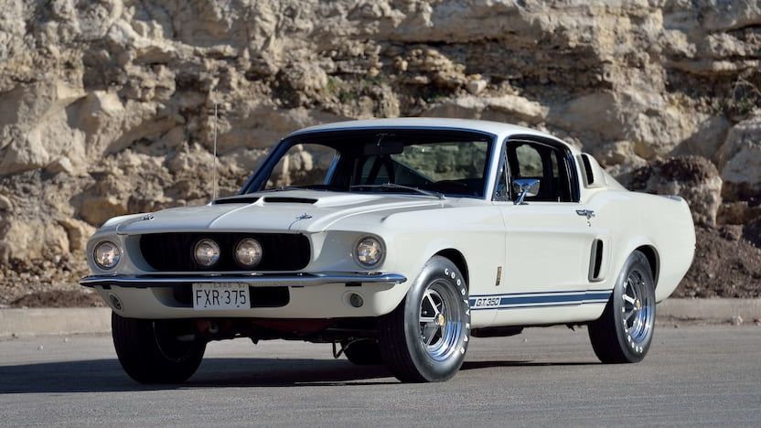  Shelby GT350 Fastback