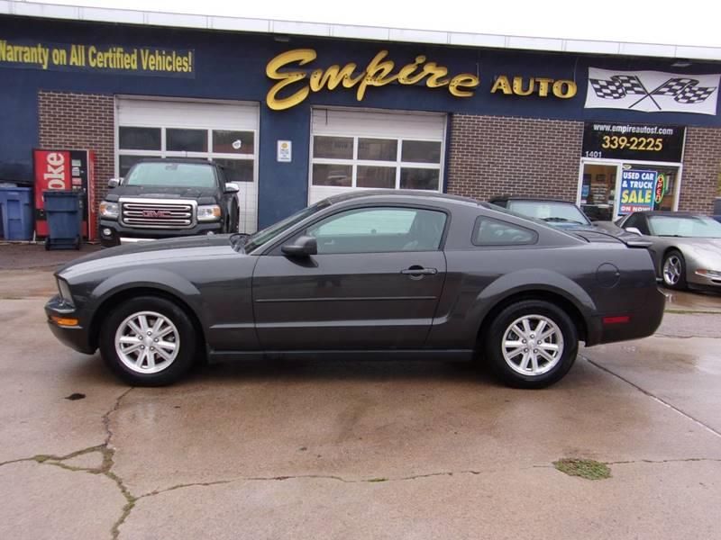  Ford Mustang V6 Premium 2DR Fastback