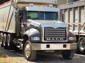  Mack Granite GU713