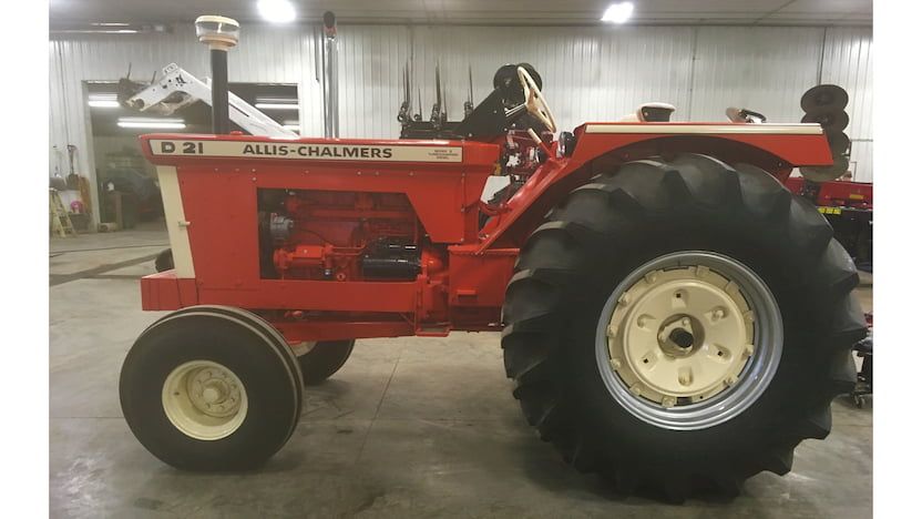  Allis-Chalmers D21 Series 2