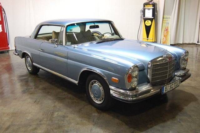  Mercedes-Benz 280-Class