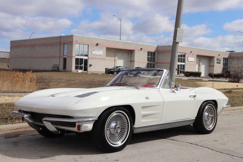  Chevrolet Corvette Convertible