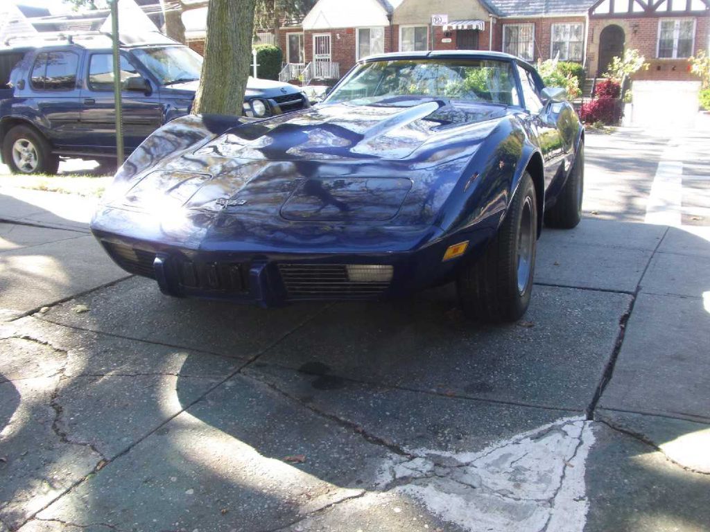  Chevrolet Corvette Coupe