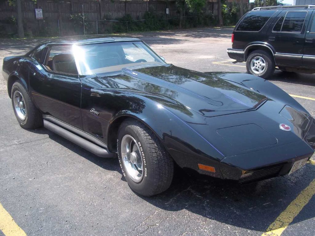  Chevrolet Corvette Coupe