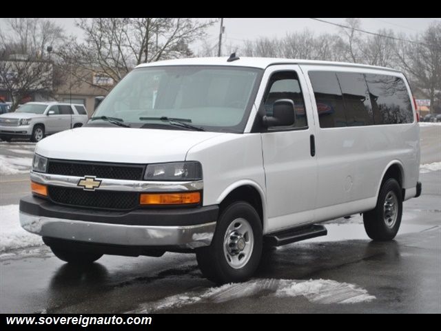  Chevrolet Express 12 Passenger LT  Van