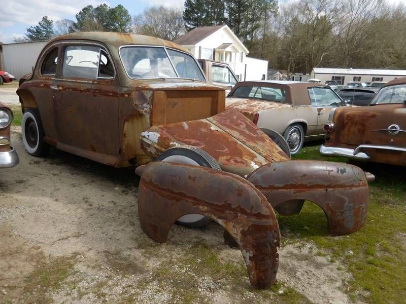  Ford Deluxe Coupe