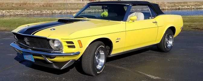  Ford Mustang Convertible