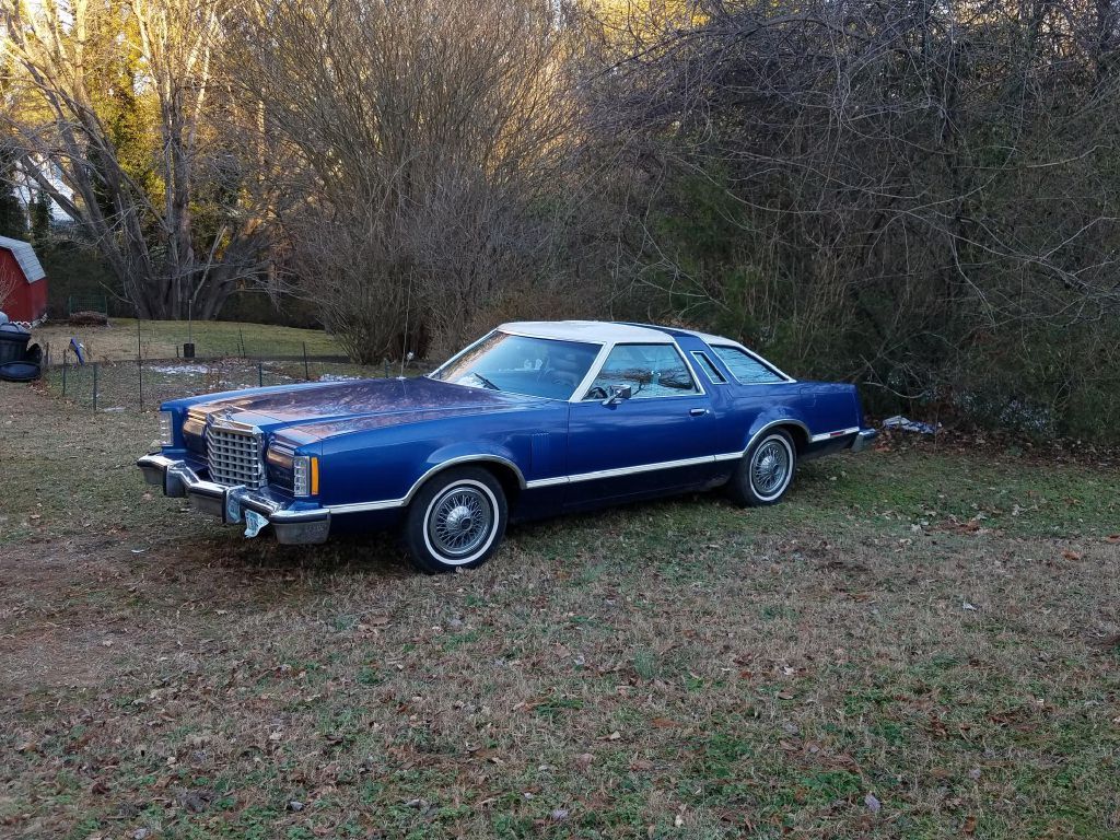  Ford Thunderbird Sedan