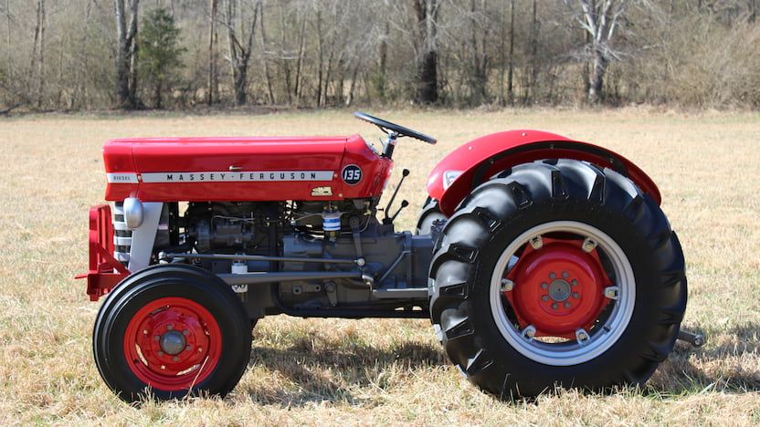  Massey Ferguson 135