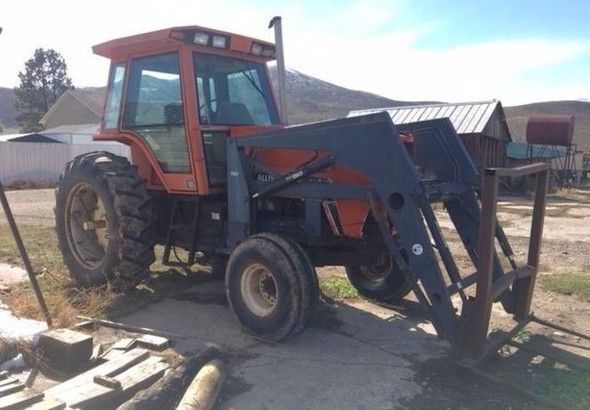  Allis Chalmers  Tractor