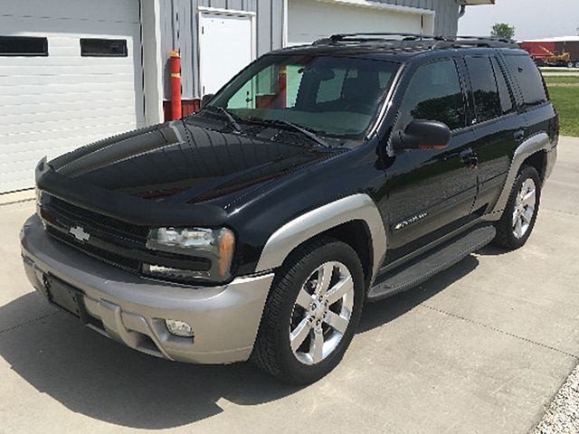  Chevrolet Trailblazer LTZ 4 DR. 4WD SUV