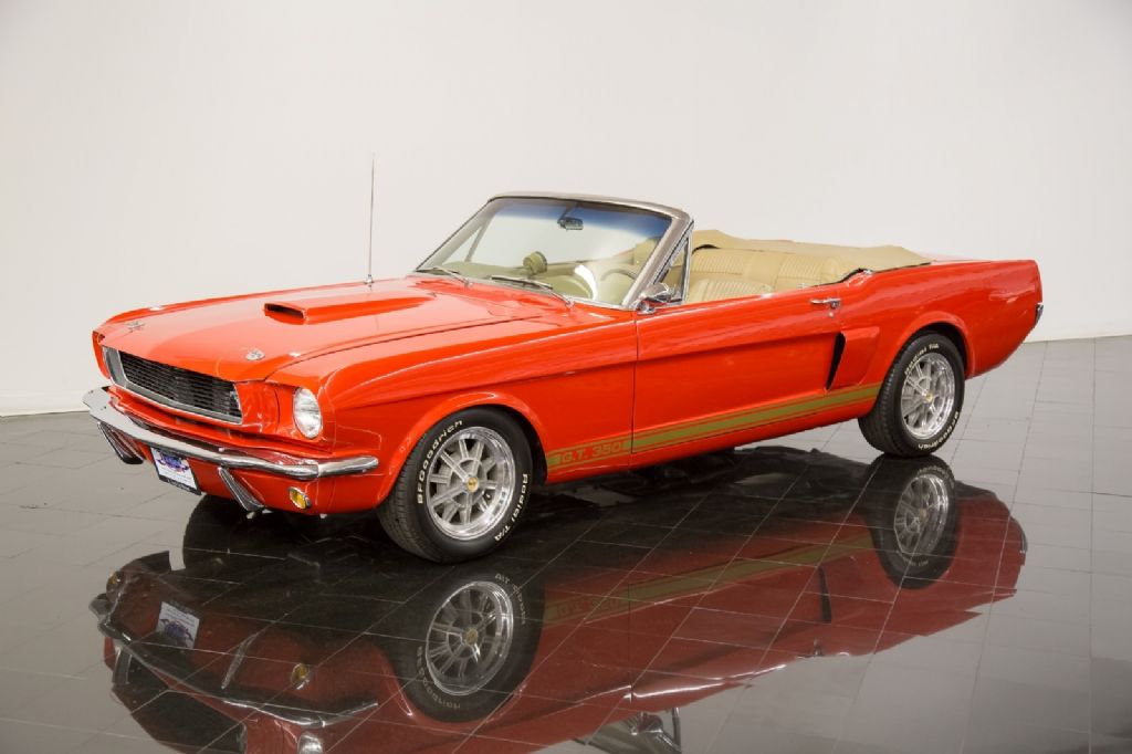  Ford Mustang Shelby GT350 Convertible Tribute