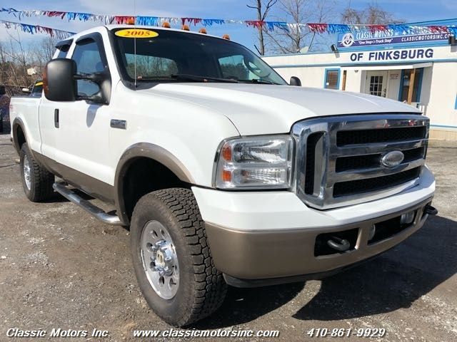 Ford F-250 EXT Cab XLT 4X4 Truck