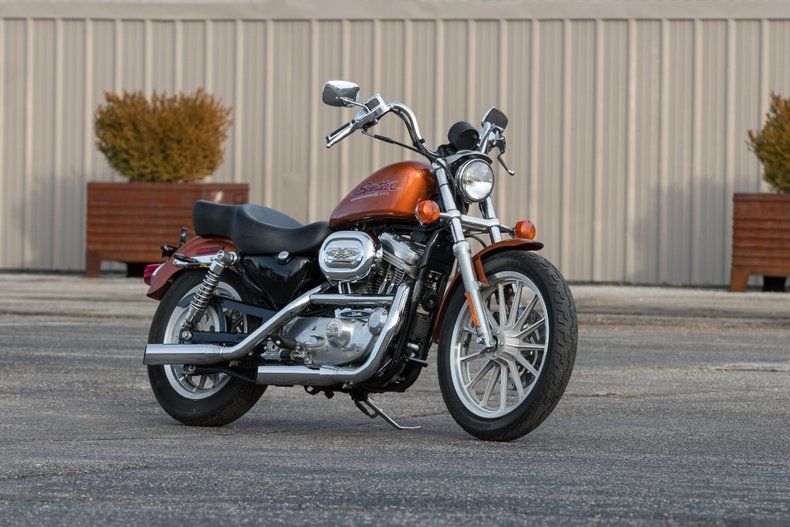  Harley-Davidson 883 Sportster