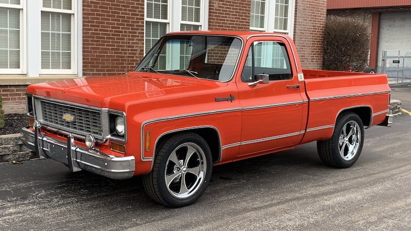  Chevrolet Cheyenne Super Pickup